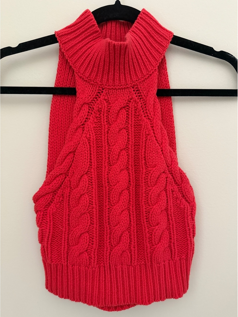 S backless cropped knit sweater